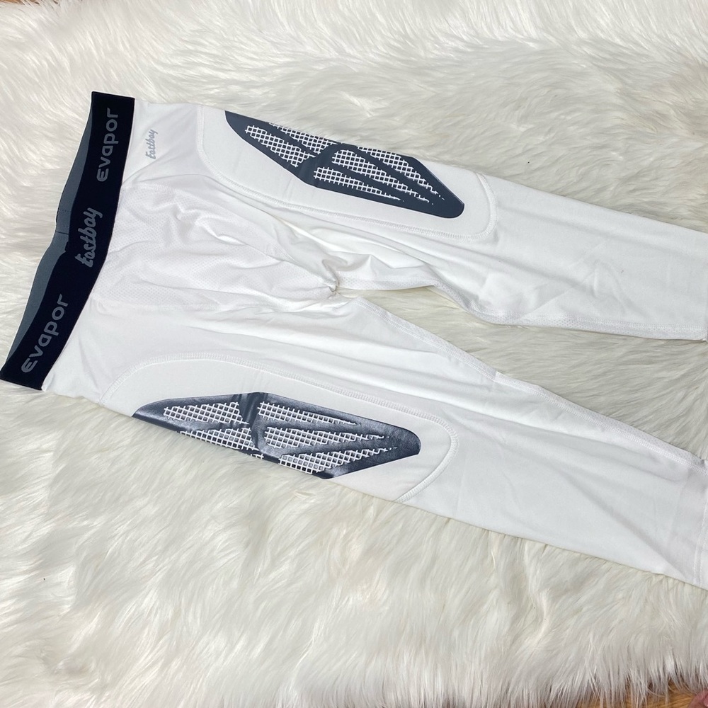 EASTBOY EVAPOR WHITE COMPRESSION PANTS  Size M